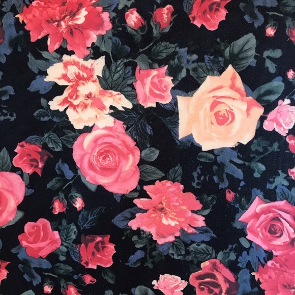 Forever 21 Floral Bandage Mini Skirt Womens Size Small Blue Pink Bodycon - Picture 2 of 5